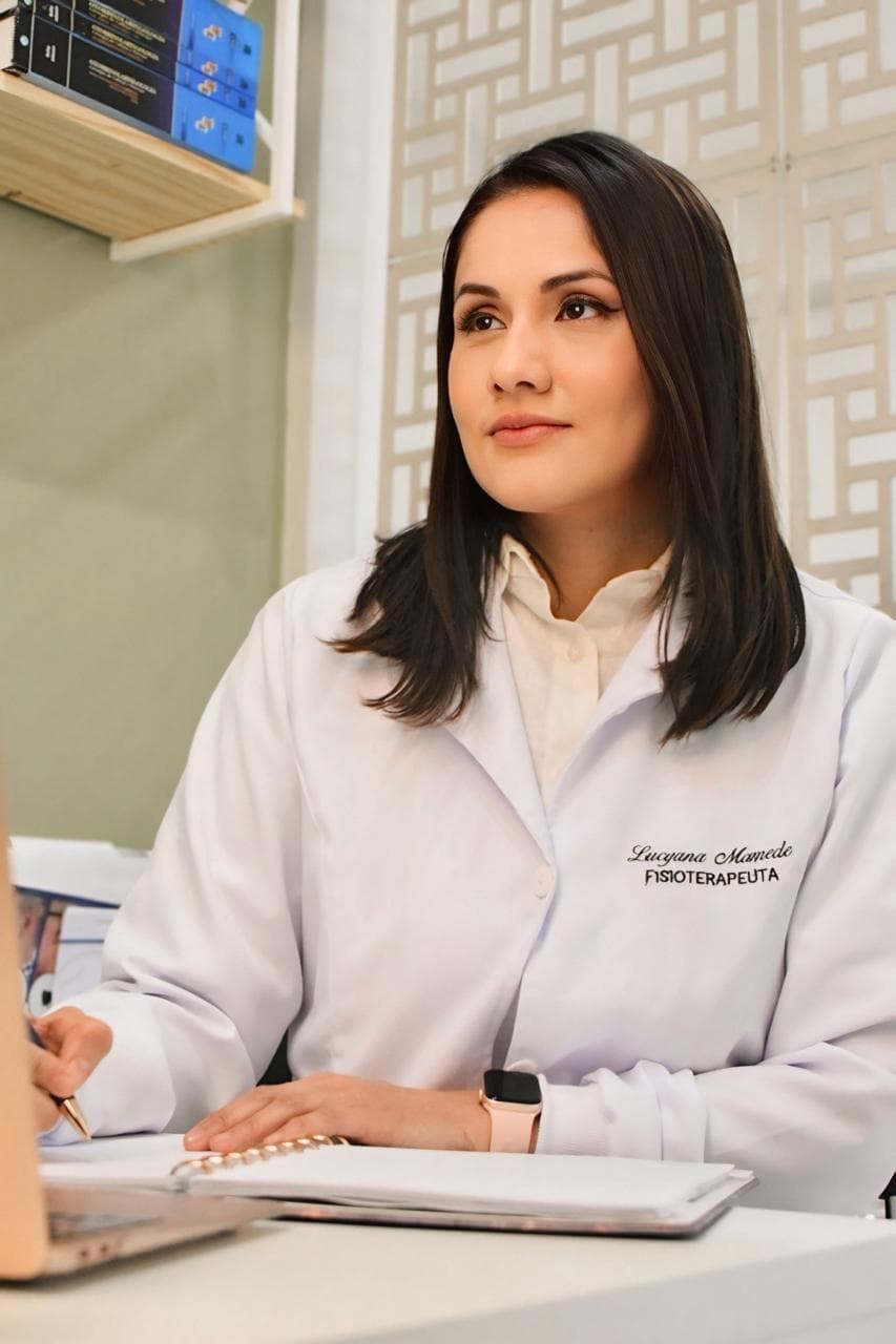 Dra. Lucyana Mamede — Fisioterapeuta